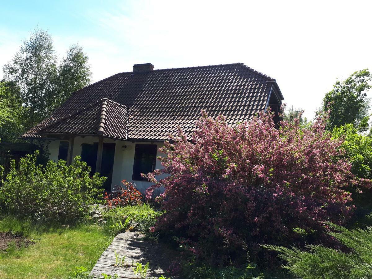 Villa Dom Kolo Rewala Paprotno Exterior foto